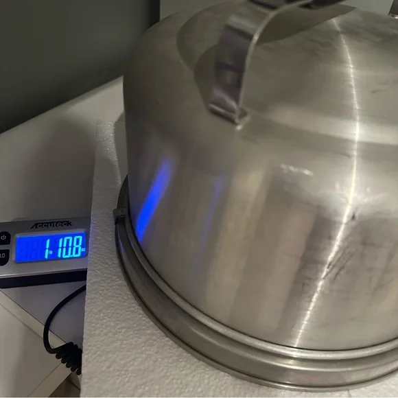 Mirro Aluminum Cake Saver Carrier Locking Lid W/ Handle Pan Vintage 60s USA Made - Picture 13 of 13